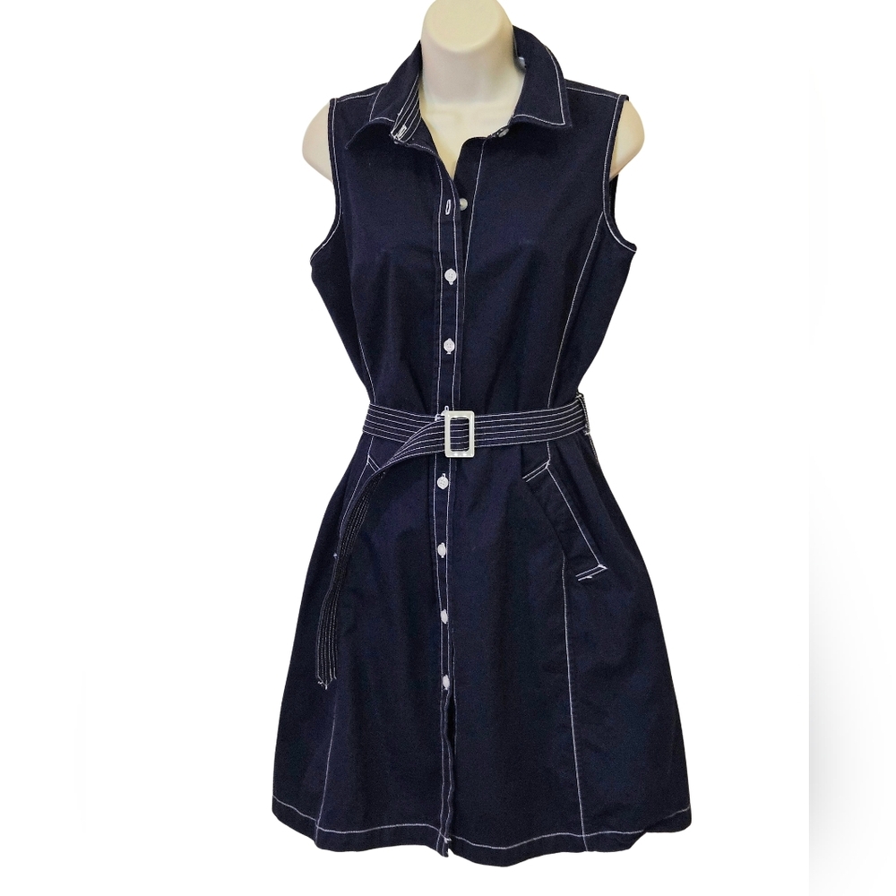 Isaac Mizrahi Navy Blue/White Trim Sleeveless Belted Button Front Dress, Medium